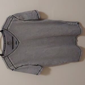 Rock & Republic Marble Iconic Large V Neck